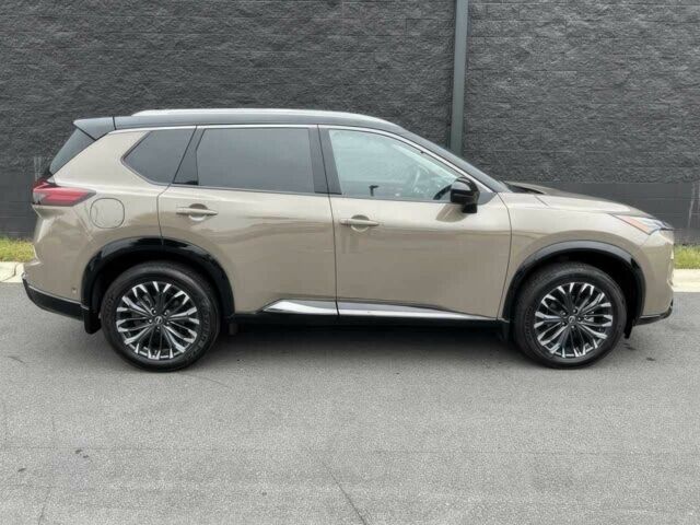 Коричневый Ниссан Rogue, объемом двигателя 1.5 л и пробегом 33 тыс. км за 18800 $, фото 5 на Automoto.ua