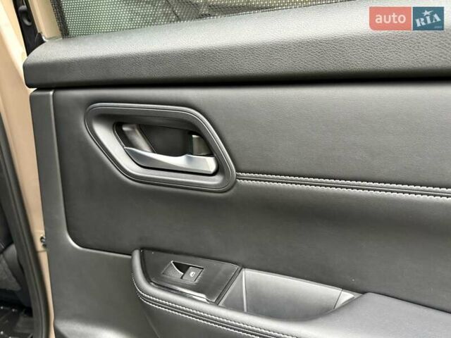 Коричневый Ниссан Rogue, объемом двигателя 1.5 л и пробегом 27 тыс. км за 24500 $, фото 77 на Automoto.ua