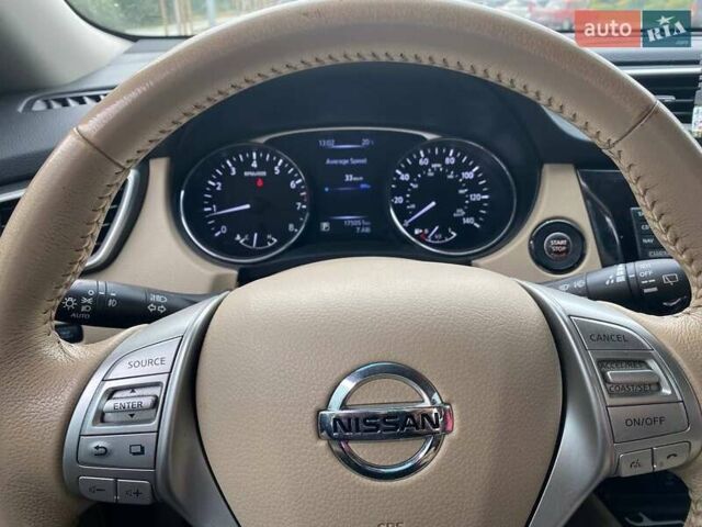 Червоний Ніссан Rogue, об'ємом двигуна 2.49 л та пробігом 175 тис. км за 12000 $, фото 2 на Automoto.ua