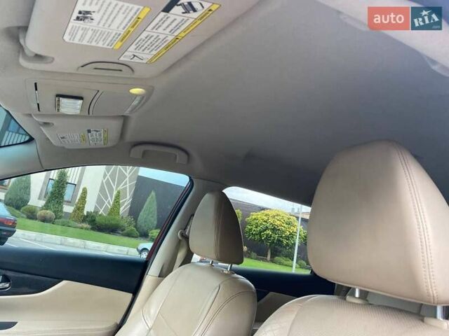 Червоний Ніссан Rogue, об'ємом двигуна 2.49 л та пробігом 175 тис. км за 12000 $, фото 11 на Automoto.ua