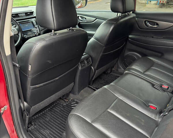 Ниссан Rogue 2014 в Остер на Automoto.ua Красный Ниссан Rogue, объемом двигателя 2.49 л и пробегом 114 тыс. км за 10600 $, фото 7 на Automoto.ua