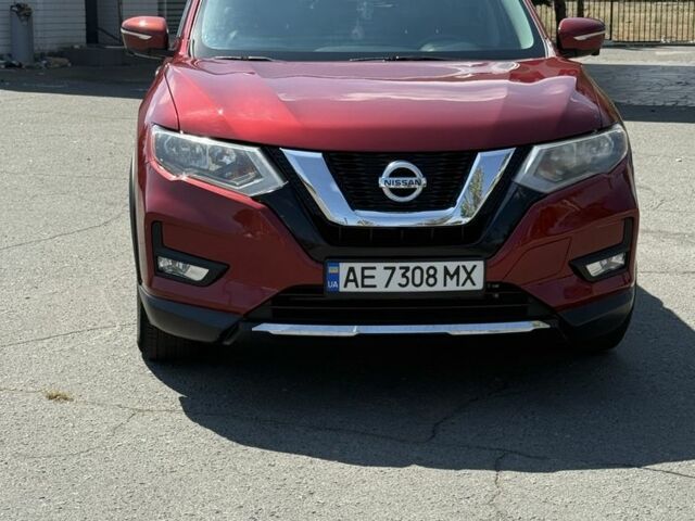 Красный Ниссан Rogue, объемом двигателя 2.5 л и пробегом 113 тыс. км за 9500 $, фото 2 на Automoto.ua