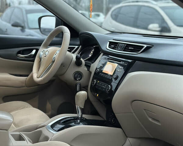 Червоний Ніссан Rogue, об'ємом двигуна 2.49 л та пробігом 170 тис. км за 10500 $, фото 11 на Automoto.ua