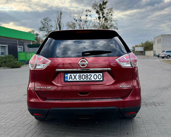 Красный Ниссан Rogue, объемом двигателя 2.5 л и пробегом 225 тыс. км за 14000 $, фото 5 на Automoto.ua