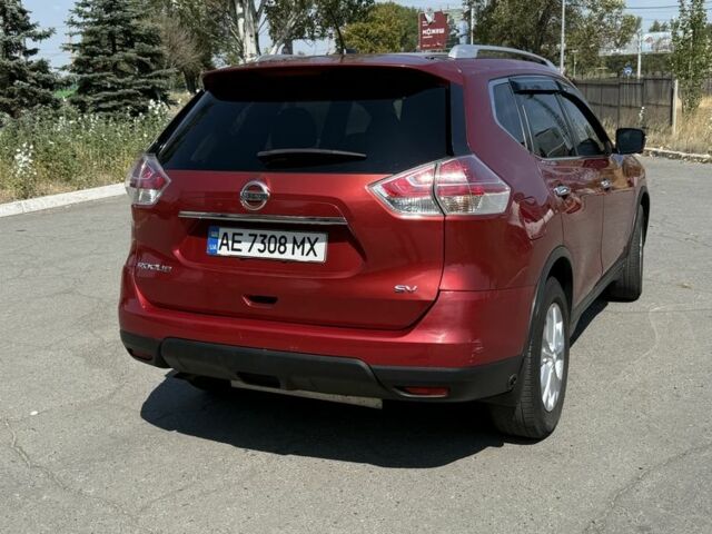 Красный Ниссан Rogue, объемом двигателя 2.5 л и пробегом 113 тыс. км за 9500 $, фото 4 на Automoto.ua