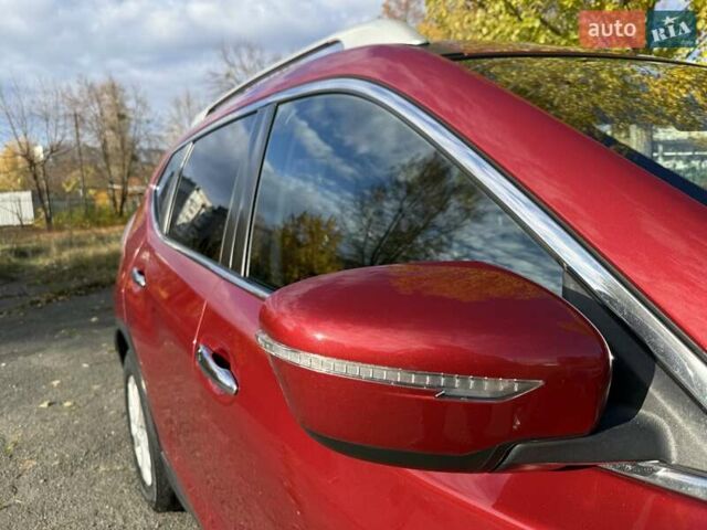 Ниссан Rogue 2014 в Киеве на Automoto.ua Красный Ниссан Rogue, объемом двигателя 2.49 л и пробегом 126 тыс. км за 12300 $, фото 9 на Automoto.ua