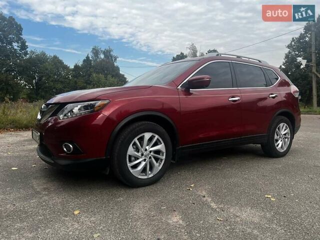 Красный Ниссан Rogue, объемом двигателя 2.5 л и пробегом 163 тыс. км за 12999 $, фото 2 на Automoto.ua
