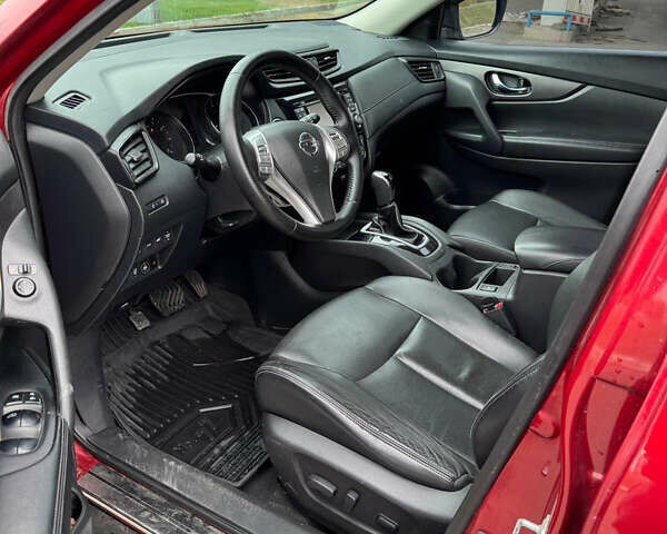 Ниссан Rogue 2014 в Остер на Automoto.ua Красный Ниссан Rogue, объемом двигателя 2.49 л и пробегом 114 тыс. км за 10600 $, фото 6 на Automoto.ua