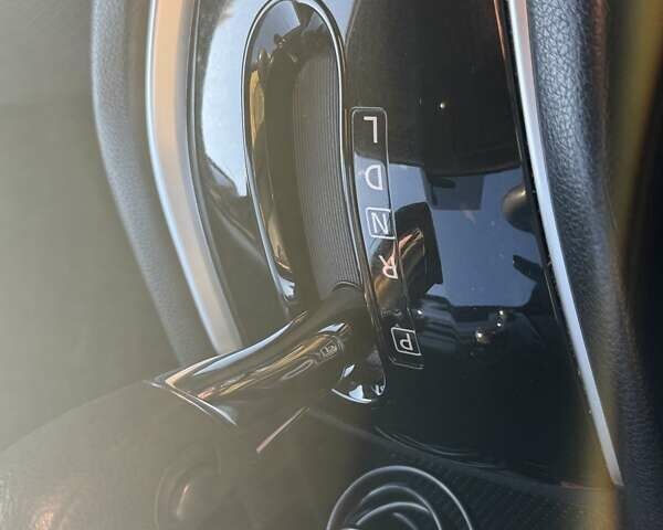 Ниссан Rogue 2014 в Киеве на Automoto.ua Красный Ниссан Rogue, объемом двигателя 2.49 л и пробегом 126 тыс. км за 12300 $, фото 24 на Automoto.ua