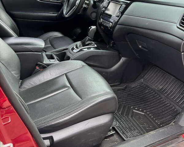 Ниссан Rogue 2014 в Остер на Automoto.ua Красный Ниссан Rogue, объемом двигателя 2.49 л и пробегом 114 тыс. км за 10600 $, фото 8 на Automoto.ua