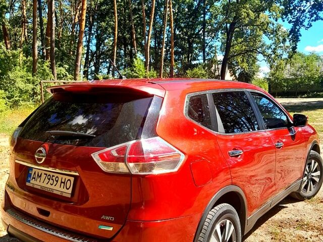 Червоний Ніссан Rogue, об'ємом двигуна 2.5 л та пробігом 235 тис. км за 12300 $, фото 3 на Automoto.ua