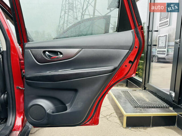 Красный Ниссан Rogue, объемом двигателя 2.5 л и пробегом 153 тыс. км за 12900 $, фото 21 на Automoto.ua