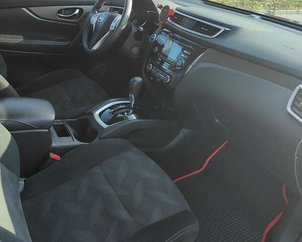 Красный Ниссан Rogue, объемом двигателя 2.49 л и пробегом 125 тыс. км за 13500 $, фото 26 на Automoto.ua