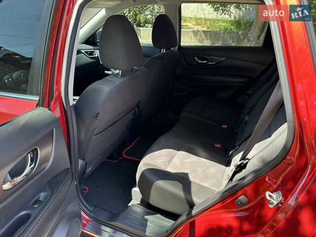 Червоний Ніссан Rogue, об'ємом двигуна 2.49 л та пробігом 123 тис. км за 14000 $, фото 11 на Automoto.ua