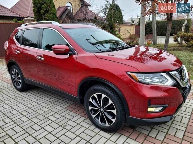 Красный Ниссан Rogue, объемом двигателя 2.49 л и пробегом 127 тыс. км за 13900 $, фото 1 на Automoto.ua