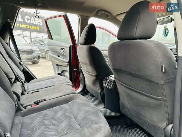 Красный Ниссан Rogue, объемом двигателя 2.5 л и пробегом 153 тыс. км за 12900 $, фото 18 на Automoto.ua