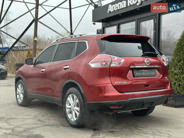 Красный Ниссан Rogue, объемом двигателя 2.5 л и пробегом 153 тыс. км за 12900 $, фото 12 на Automoto.ua