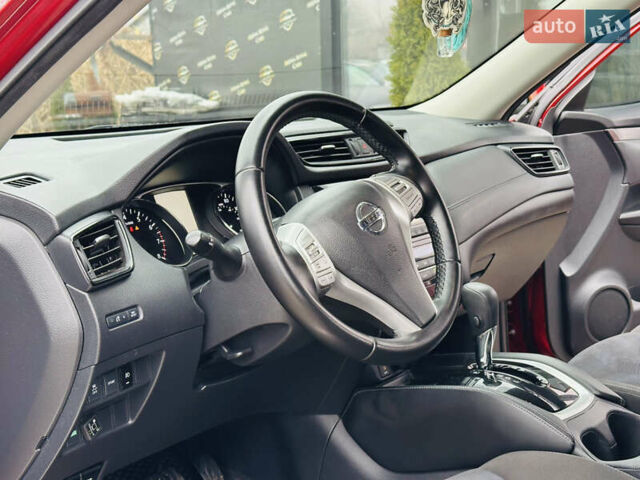 Красный Ниссан Rogue, объемом двигателя 2.5 л и пробегом 153 тыс. км за 12900 $, фото 14 на Automoto.ua