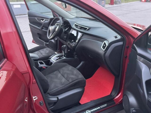 Красный Ниссан Rogue, объемом двигателя 2.5 л и пробегом 105 тыс. км за 12700 $, фото 8 на Automoto.ua