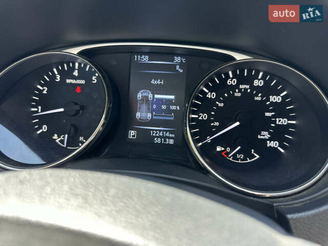 Червоний Ніссан Rogue, об'ємом двигуна 2.49 л та пробігом 123 тис. км за 14000 $, фото 13 на Automoto.ua