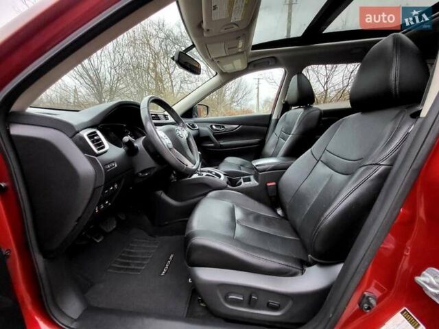 Красный Ниссан Rogue, объемом двигателя 2.49 л и пробегом 127 тыс. км за 13900 $, фото 8 на Automoto.ua