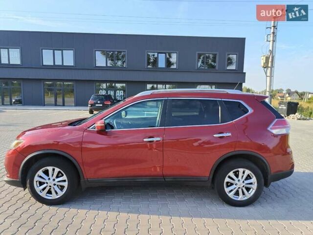 Красный Ниссан Rogue, объемом двигателя 2.49 л и пробегом 125 тыс. км за 13500 $, фото 4 на Automoto.ua