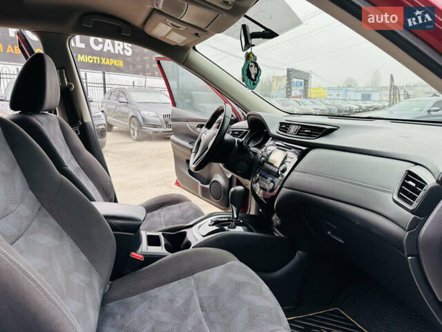 Красный Ниссан Rogue, объемом двигателя 2.5 л и пробегом 153 тыс. км за 12900 $, фото 22 на Automoto.ua