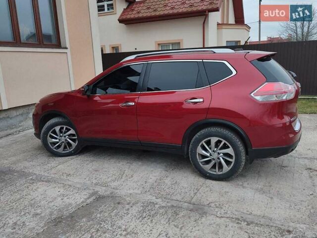 Красный Ниссан Rogue, объемом двигателя 2.5 л и пробегом 176 тыс. км за 13500 $, фото 5 на Automoto.ua