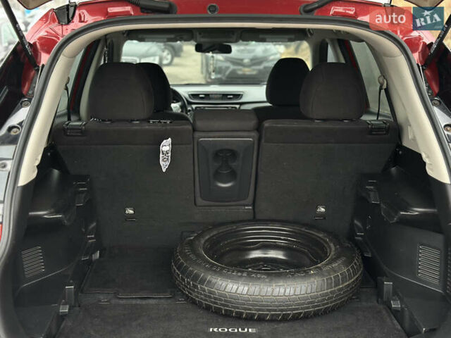 Красный Ниссан Rogue, объемом двигателя 2.5 л и пробегом 153 тыс. км за 12900 $, фото 11 на Automoto.ua