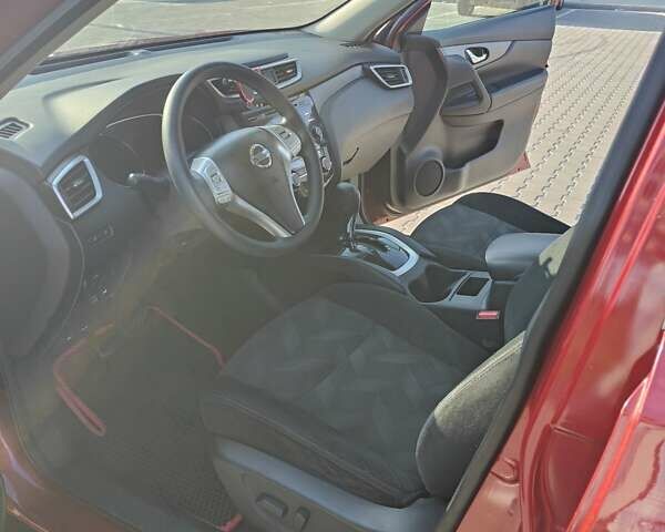 Красный Ниссан Rogue, объемом двигателя 2.49 л и пробегом 125 тыс. км за 13500 $, фото 14 на Automoto.ua