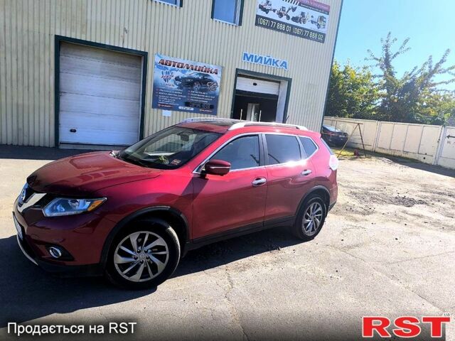 Красный Ниссан Rogue, объемом двигателя 2.5 л и пробегом 250 тыс. км за 14000 $, фото 4 на Automoto.ua