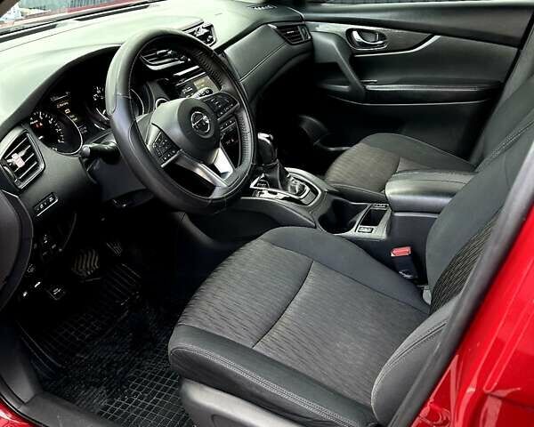 Красный Ниссан Rogue, объемом двигателя 2.49 л и пробегом 131 тыс. км за 13900 $, фото 13 на Automoto.ua