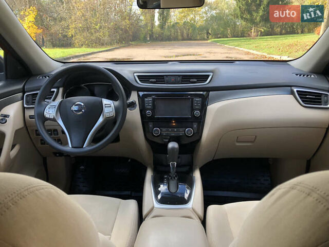 Красный Ниссан Rogue, объемом двигателя 2.49 л и пробегом 115 тыс. км за 12850 $, фото 13 на Automoto.ua