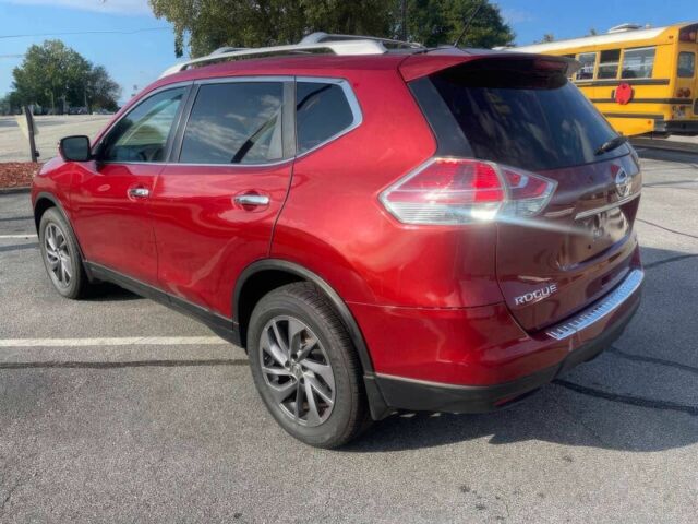 Червоний Ніссан Rogue, об'ємом двигуна 2.5 л та пробігом 79 тис. км за 1300 $, фото 3 на Automoto.ua