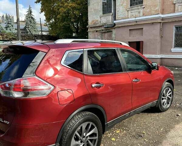 Красный Ниссан Rogue, объемом двигателя 2.49 л и пробегом 102 тыс. км за 15880 $, фото 2 на Automoto.ua