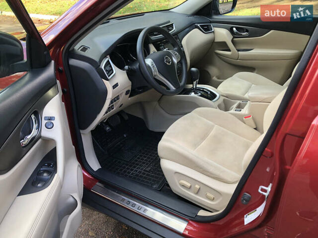 Красный Ниссан Rogue, объемом двигателя 2.49 л и пробегом 115 тыс. км за 12850 $, фото 9 на Automoto.ua