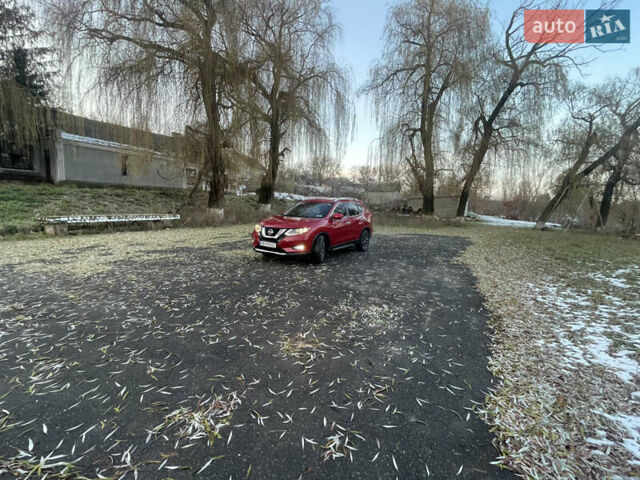 Красный Ниссан Rogue, объемом двигателя 2.49 л и пробегом 100 тыс. км за 16000 $, фото 1 на Automoto.ua