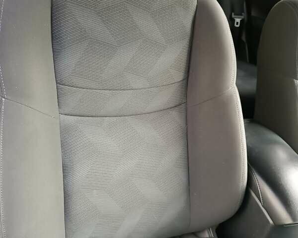 Червоний Ніссан Rogue, об'ємом двигуна 2.5 л та пробігом 138 тис. км за 12150 $, фото 25 на Automoto.ua