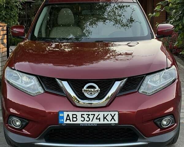 Красный Ниссан Rogue, объемом двигателя 2.49 л и пробегом 125 тыс. км за 14750 $, фото 5 на Automoto.ua