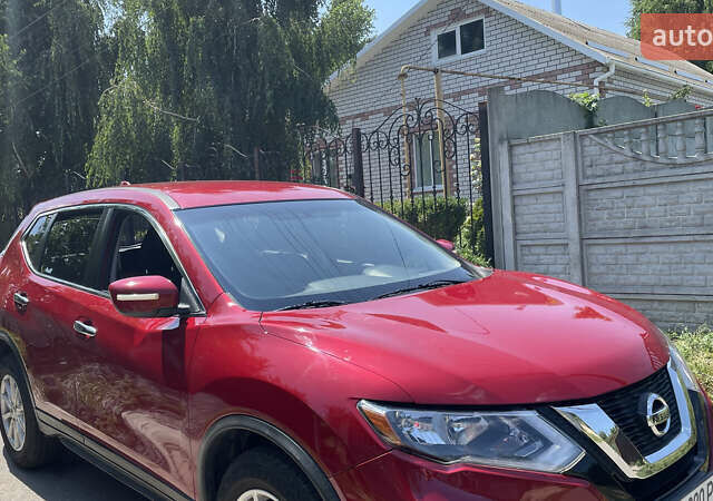 Красный Ниссан Rogue, объемом двигателя 2.5 л и пробегом 90 тыс. км за 14400 $, фото 2 на Automoto.ua
