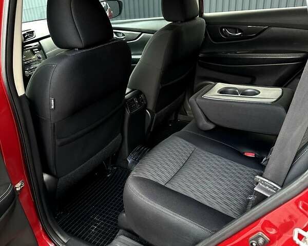 Красный Ниссан Rogue, объемом двигателя 2.49 л и пробегом 131 тыс. км за 13900 $, фото 14 на Automoto.ua