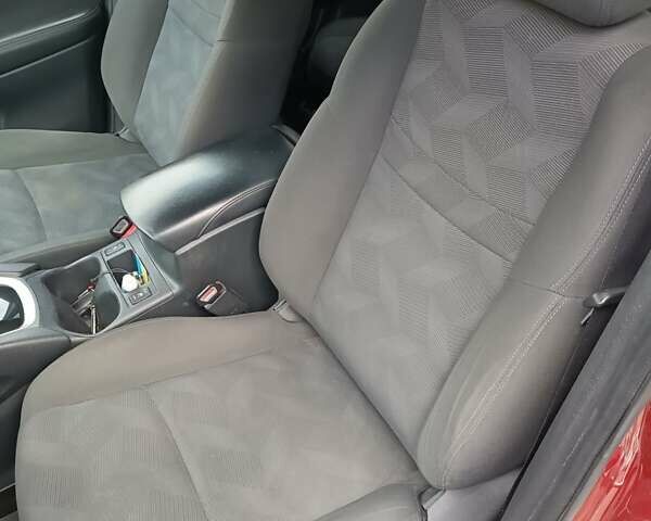 Червоний Ніссан Rogue, об'ємом двигуна 2.5 л та пробігом 138 тис. км за 12150 $, фото 13 на Automoto.ua