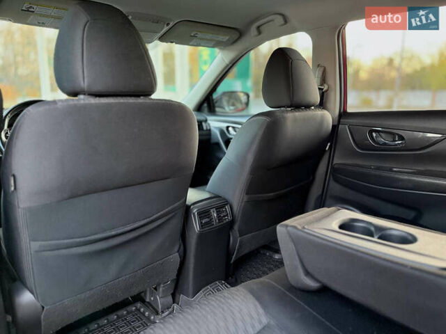 Червоний Ніссан Rogue, об'ємом двигуна 2.5 л та пробігом 140 тис. км за 12599 $, фото 12 на Automoto.ua