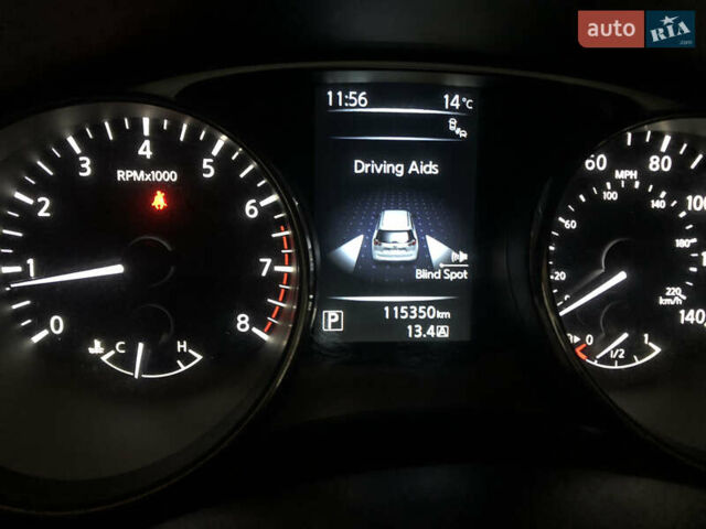 Красный Ниссан Rogue, объемом двигателя 2.49 л и пробегом 115 тыс. км за 12850 $, фото 16 на Automoto.ua