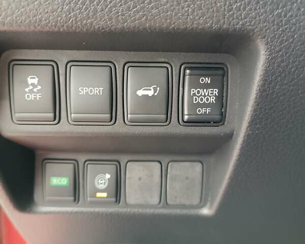 Червоний Ніссан Rogue, об'ємом двигуна 2.5 л та пробігом 138 тис. км за 12150 $, фото 14 на Automoto.ua