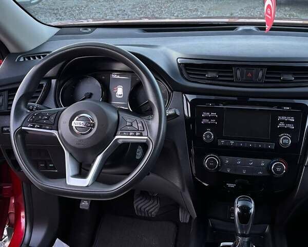Ниссан Rogue 2017 в Львове на Automoto.ua Красный Ниссан Rogue, объемом двигателя 2.5 л и пробегом 195 тыс. км за 11900 $, фото 17 на Automoto.ua