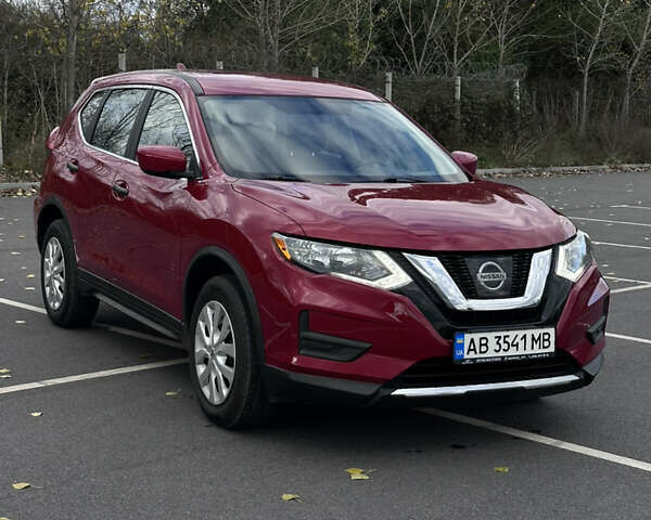 Красный Ниссан Rogue, объемом двигателя 2.49 л и пробегом 178 тыс. км за 13000 $, фото 8 на Automoto.ua