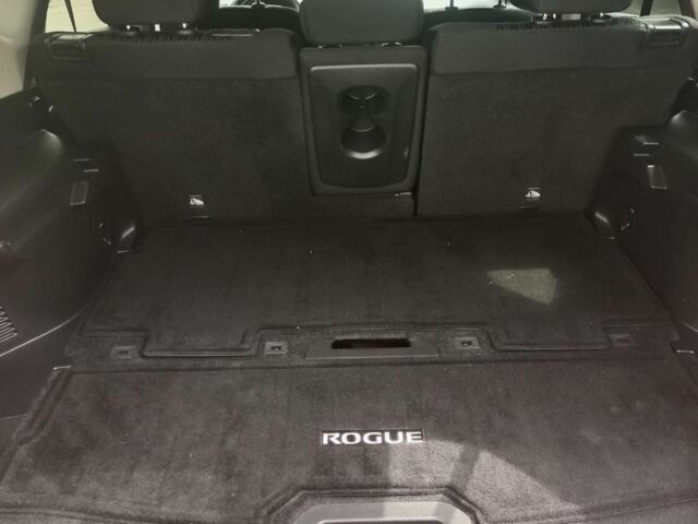 Червоний Ніссан Rogue, об'ємом двигуна 2.5 л та пробігом 82 тис. км за 14500 $, фото 14 на Automoto.ua