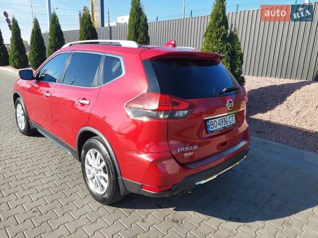 Красный Ниссан Rogue, объемом двигателя 2.5 л и пробегом 163 тыс. км за 13900 $, фото 3 на Automoto.ua