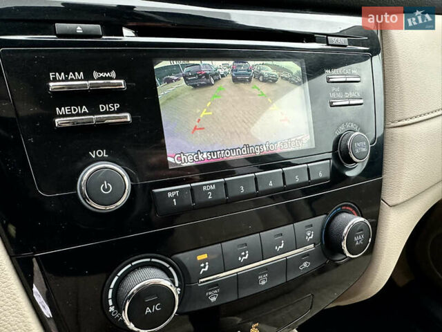 Красный Ниссан Rogue, объемом двигателя 2.5 л и пробегом 219 тыс. км за 10799 $, фото 12 на Automoto.ua